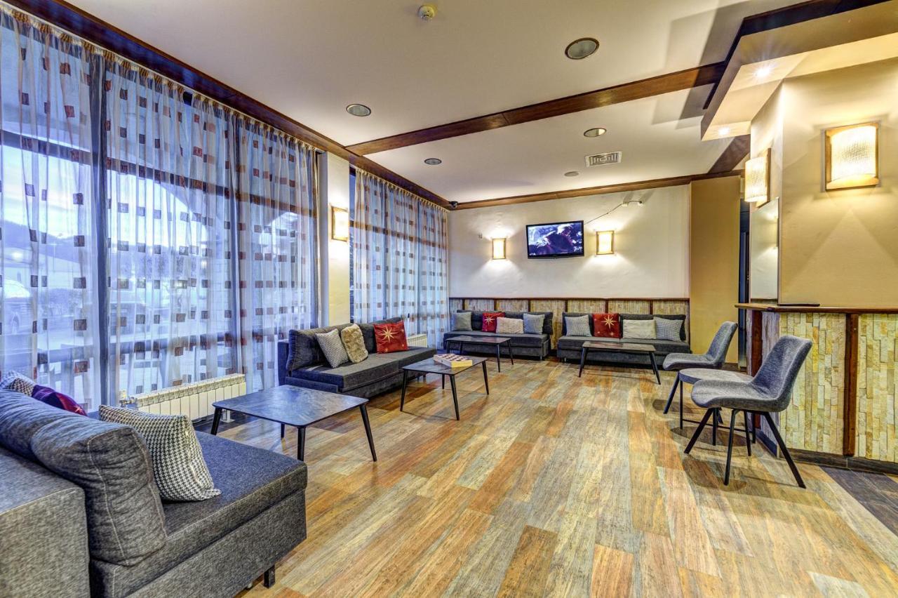 Aparthotel Silver Hills Free Parking Paşmaklı Dış mekan fotoğraf