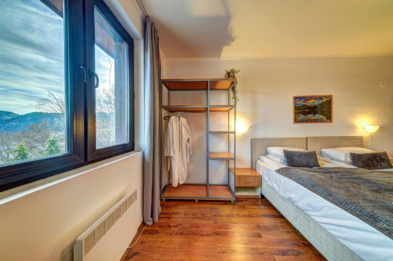 Aparthotel Silver Hills Free Parking Paşmaklı Dış mekan fotoğraf