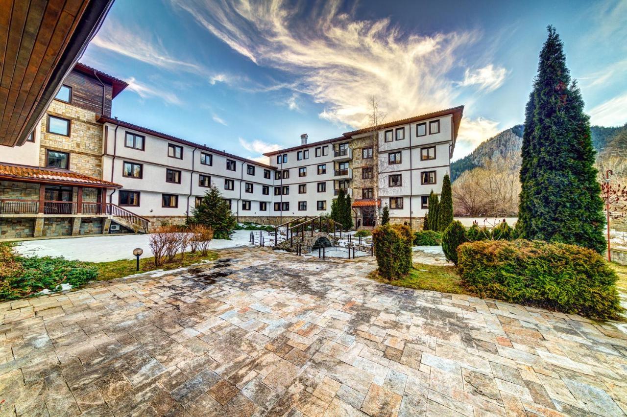 Aparthotel Silver Hills Free Parking Paşmaklı Dış mekan fotoğraf